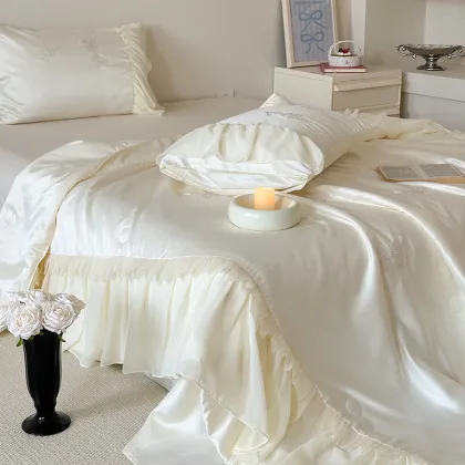 Queen Size Silky Quilt Summer Thin Comforter Embroidered Duvet Blanket Skin-friendly Bedspread edredones (Pillowcase Need Order)