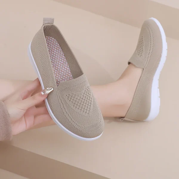 Spring and summer women's shoes, flat bottomed casual, comfortable and breathable, outdoor walking hollow flat shoes loafers
