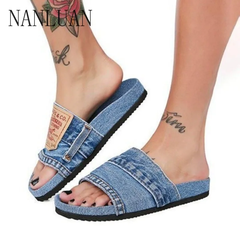 2024 Boutique Summer Women's Slippers New High Quality Thick-soled Women's Shoes Fashion Trend Non-slip Casual Sandals - Image 3