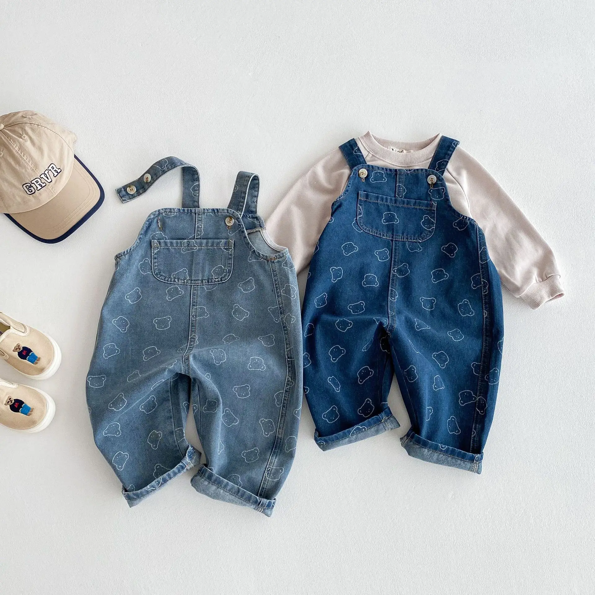 2025 Spring New Children Loose Denim Overalls Cotton Baby Girls Cartoon Bear Print Casual Pants Boys Strap Trousers Kids Jeans - Image 2