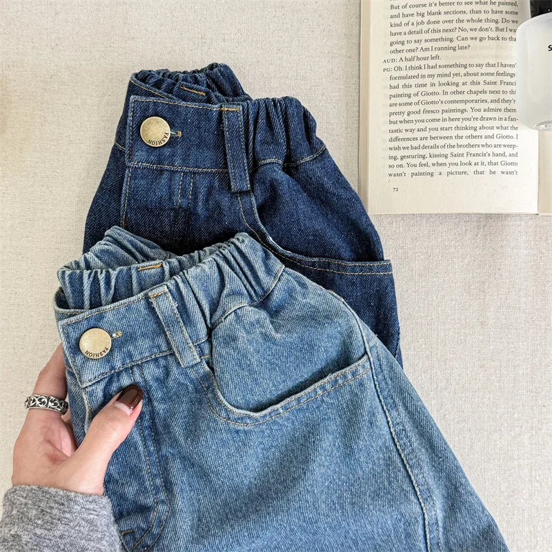 2025 Spring Korean Baby Boys Harem Pants Denim Sticker Pocket Stretch Kids Boys Pants Loose Versatile Children Boys Jeans - Image 3