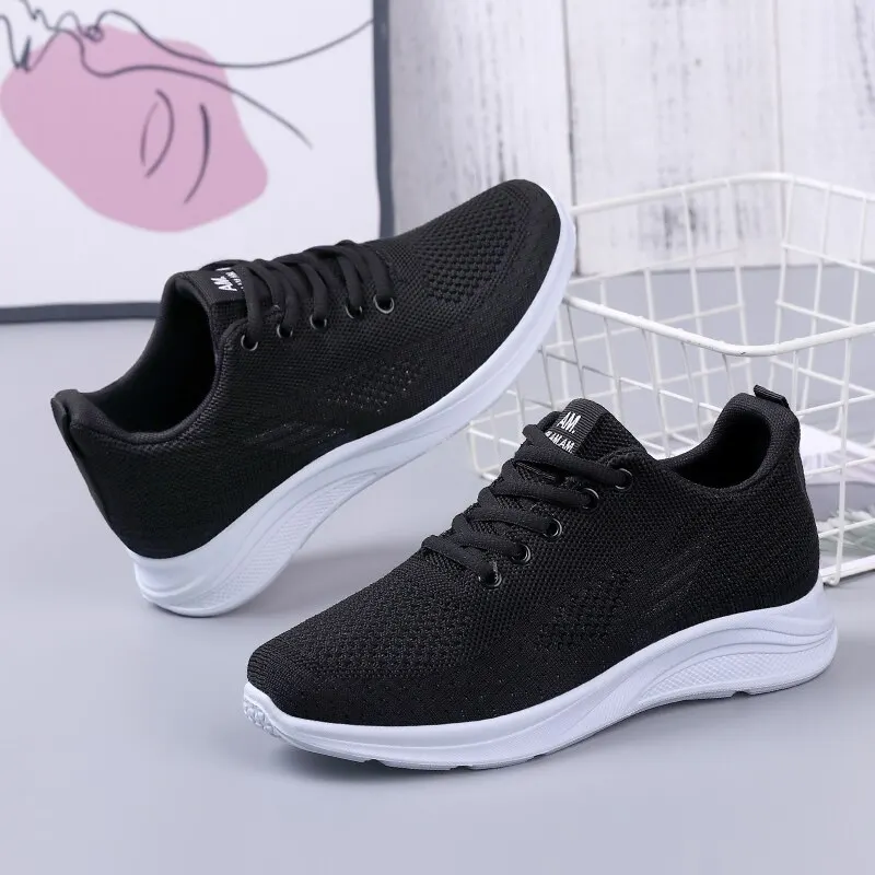 Spring New Women's Flying Weave Mesh Sport Casual Lightweight Soft Sole Running Shoes - Image 3